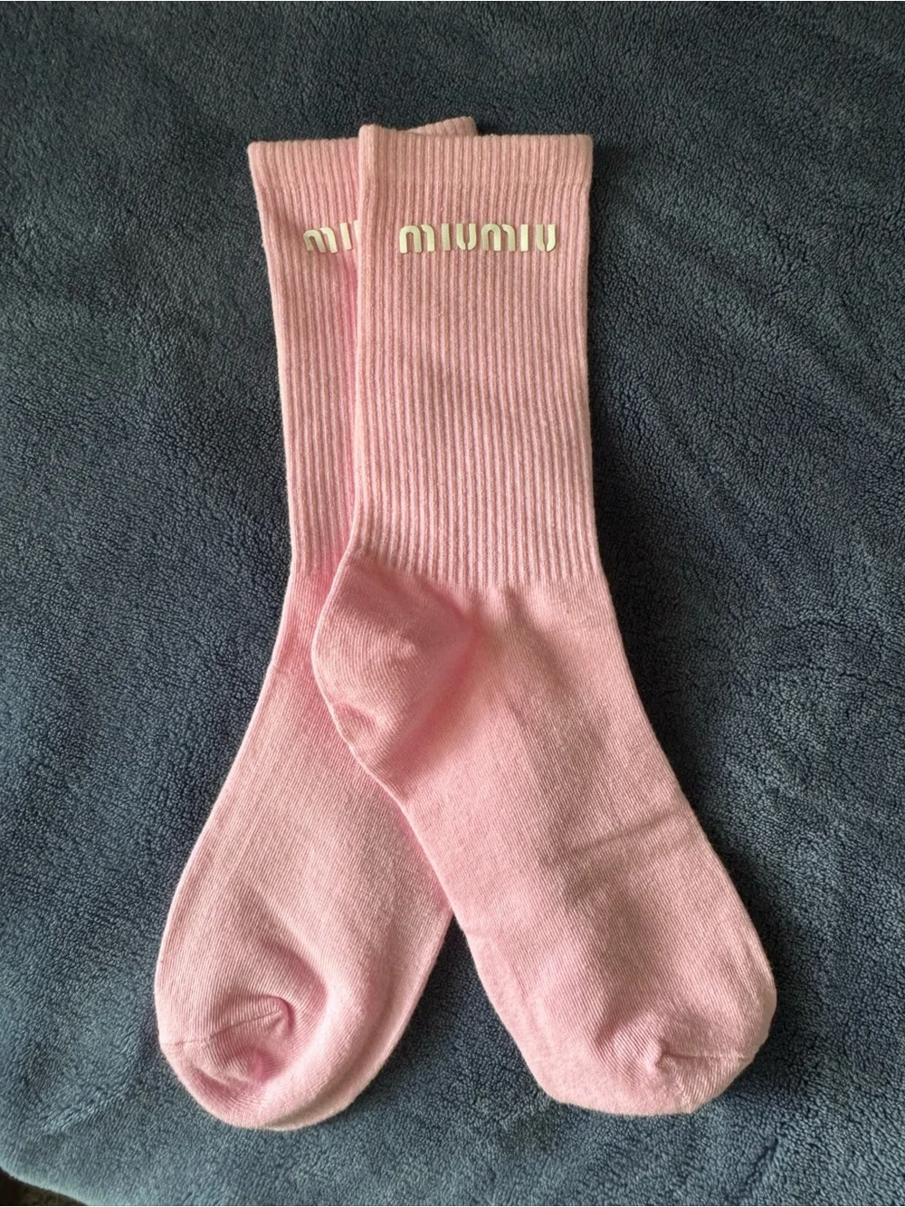 Trendy Pink Ribbed Crew Socks with Logo
